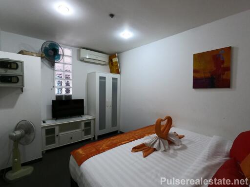 Two Bedroom Condo for Sale, Patong Tower, Walking distance to Patong Beach