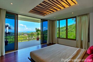 Ready to Move in Panoramic Sea View Villa, Infinity-edge Pool, Naithon Beach