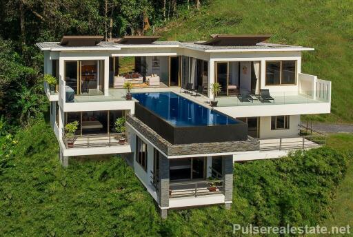 Panoramic Sea View Luxury Villas, Infinity-edge Pool, Naithon Beach