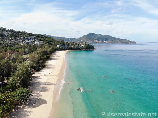 Tropical 3 Bedroom Villa on Large Plot for Sale in Surin Beach, Phuket