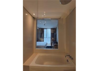 Stunning 1-Bedroom Unit on the 24th Floor at Aequa Sukhumvit 49 - Thong Lor - 920071001-12375