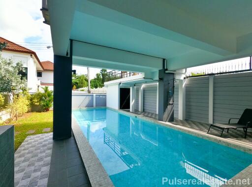 7 Bedroom Golf Course and Mountain View Pool Villa for Sale in Kathu, Phuket