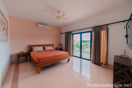 Exclusive Lakefront 5 Bedroom Villa for Sale in Land & House Park, Chalong, Phuket