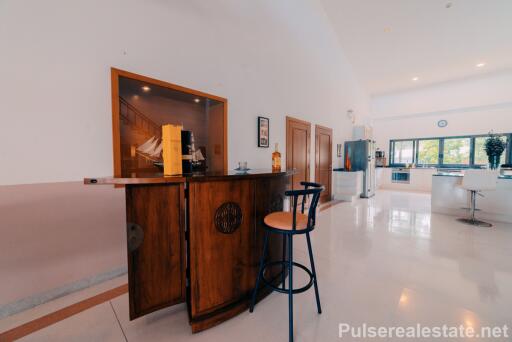 Exclusive Lakefront 5 Bedroom Villa for Sale in Land & House Park, Chalong, Phuket