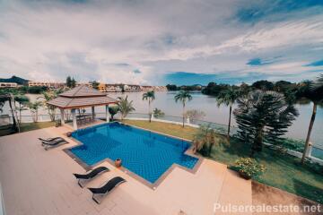 Exclusive Lakefront 5 Bedroom Villa for Sale in Land & House Park, Chalong, Phuket