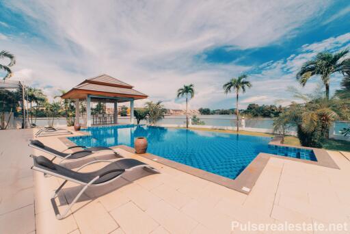 Exclusive Lakefront 5 Bedroom Villa for Sale in Land & House Park, Chalong, Phuket