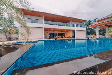 Exclusive Lakefront 5 Bedroom Villa for Sale in Land & House Park, Chalong, Phuket