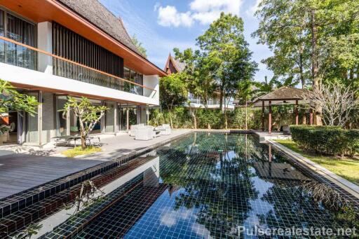 Residential Family Villa on Large Plot in Convenient Layan Location