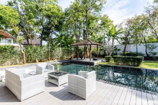 Residential Family Villa on Large Plot in Convenient Layan Location