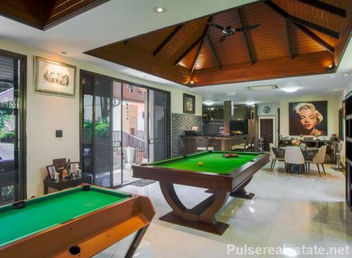 4-6 Bed Family Residence in Cherng Talay, Pasak, 5 min from Boat Avenue, Porto and Bang Tao Beach