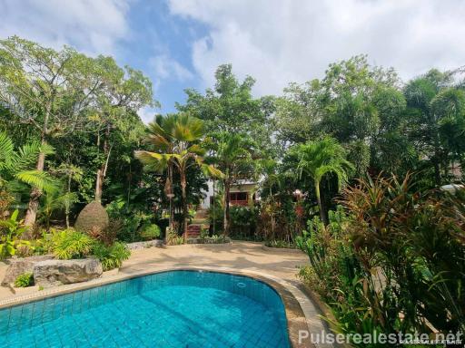 5 Bedroom Villa for Sale by Owner 5 Mins Walk to Rawai Beach & 15 Mins Walk to Yanui Beach in Phuket