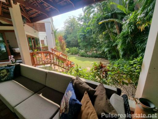 5 Bedroom Villa for Sale by Owner 5 Mins Walk to Rawai Beach & 15 Mins Walk to Yanui Beach in Phuket