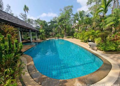 5 Bedroom Villa for Sale by Owner 5 Mins Walk to Rawai Beach & 15 Mins Walk to Yanui Beach in Phuket