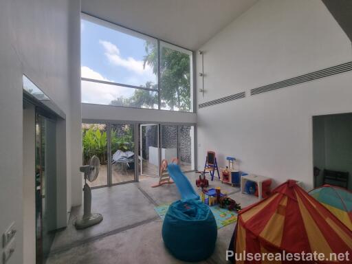 Modern 4 Bedroom Sea View Pool Villa for Sale by Owner at Surin Heights Walk to Surin Beach, Phuket