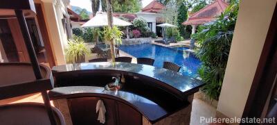 4+1 Bedroom Pool Villa for Sale, Phase 1 of Sai Taan, Walking Distance to Bangtao Beach