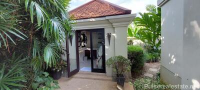 4+1 Bedroom Pool Villa for Sale, Phase 1 of Sai Taan, Walking Distance to Bangtao Beach