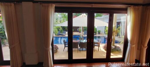 4+1 Bedroom Pool Villa for Sale, Phase 1 of Sai Taan, Walking Distance to Bangtao Beach