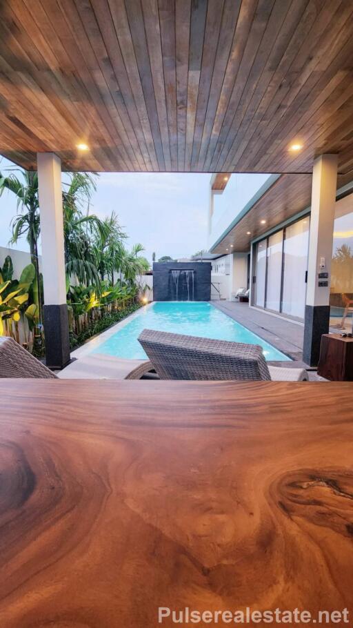 Timeless Pool Villa for Sale at Land and House Park in Chalong, Phuket