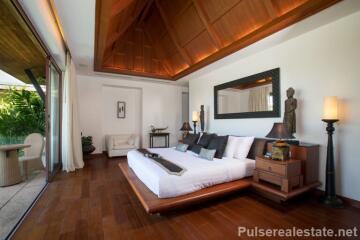 Waterfront Luxury 5 Bed Villa With Private Yacht Berth in Royal Phuket Marina, Phuket