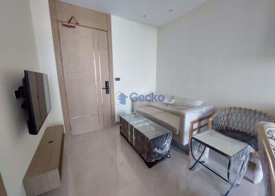 1 Bedroom Condo in The Riviera Ocean Drive Jomtien C010503