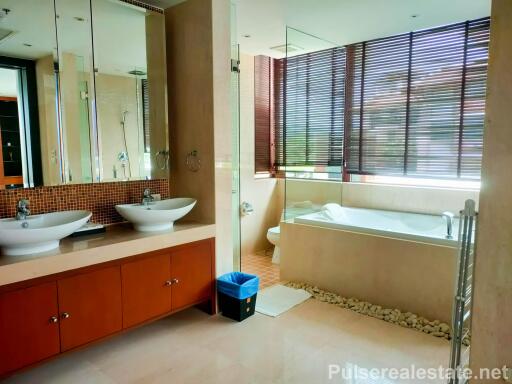 3 Bed Foreign Freehold Aquaminium Condo in Royal Phuket Marina