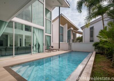 Elegant 3-Bed Private Pool Villa for Sale from Owner on Pasak Soi 8, Cherngtalay