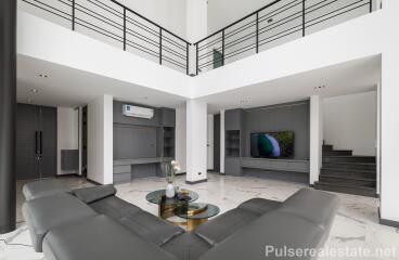 Elegant 3-Bed Private Pool Villa for Sale from Owner on Pasak Soi 8, Cherngtalay