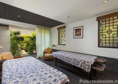 Spa Pool Penthouse in the Layan Hillside - 5* Resort Managed Property