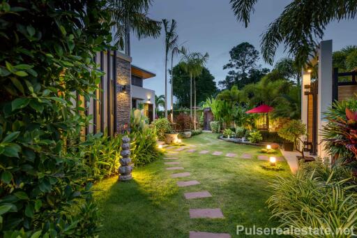 3-Bedroom Nai Harn Pool Villa for Sale in Baan Bua Phuket