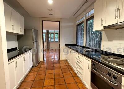 3-Bedrooms Duplex Apartment - Wireless Road, Lumphini