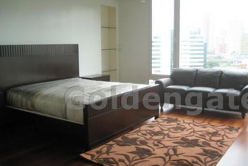 3-Bedrooms plus study room - The Park Chidlom