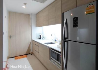 Studio Unit for Rent in Luxurious Condominium within a Short walk to Khao Takiab Beach, Hua Hin