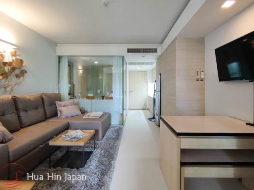 Studio Unit for Rent in Luxurious Condominium within a Short walk to Khao Takiab Beach, Hua Hin