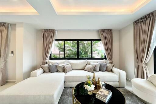 221 Sqm., 3 Beds, 4 Baths Townhouse listed for ฿ 7,800,000.