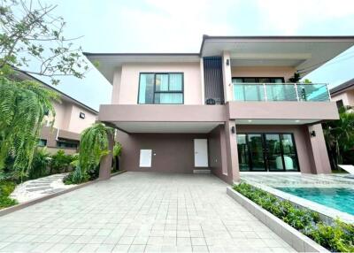 221 Sqm., 3 Beds, 4 Baths Townhouse listed for ฿ 7,800,000.