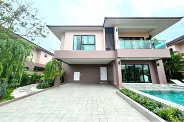 221 Sqm., 3 Beds, 4 Baths Townhouse listed for ฿ 7,800,000.