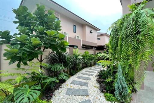 221 Sqm., 3 Beds, 4 Baths Townhouse listed for ฿ 7,800,000.