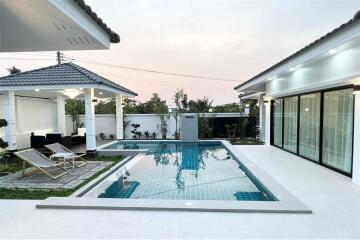 MODERN LUXURY POOL VILLA