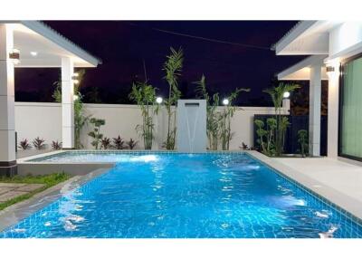 MODERN LUXURY POOL VILLA - 920311004-405