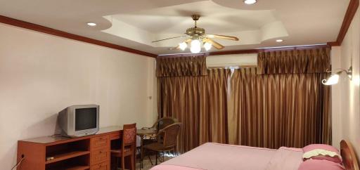 Pratumnak Thip House Condo for Rent