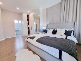 4 Bedrooms House in Tropical Village 3 Huay Yai H010534