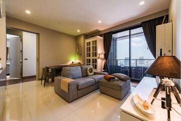 Affordable Luxury at M Silom: Spacious Rooms and Prime Location near BTS Chong Nonsi