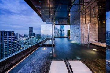 Affordable Luxury at M Silom: Spacious Rooms and Prime Location near BTS Chong Nonsi