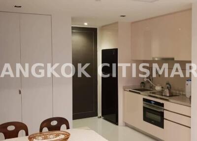 Condo at The Bangkok Sathorn for sale