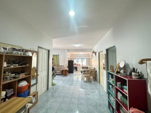 Single house for sale in Sriracha, Phasuk Village.