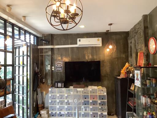 3-story townhome for sale, Golden Town, Soi Nawamin 42, Intersection 27, Soi Prasert Manukit 48, 5