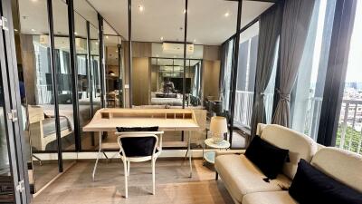 Modern Condo Sukhumvit 24