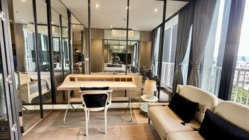 Modern Condo Sukhumvit 24 Sale