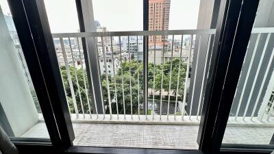 Modern Condo Sukhumvit 24 Sale