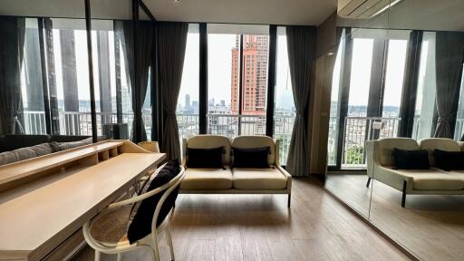 Modern Condo Sukhumvit 24 Sale